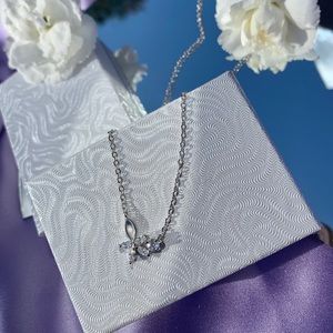 Silver Flower Necklace